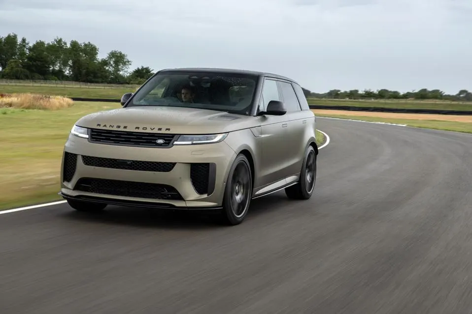 2024 Range Rover Sport SV Edition One: British Reserve Shed for SUV Power On-Road and Off